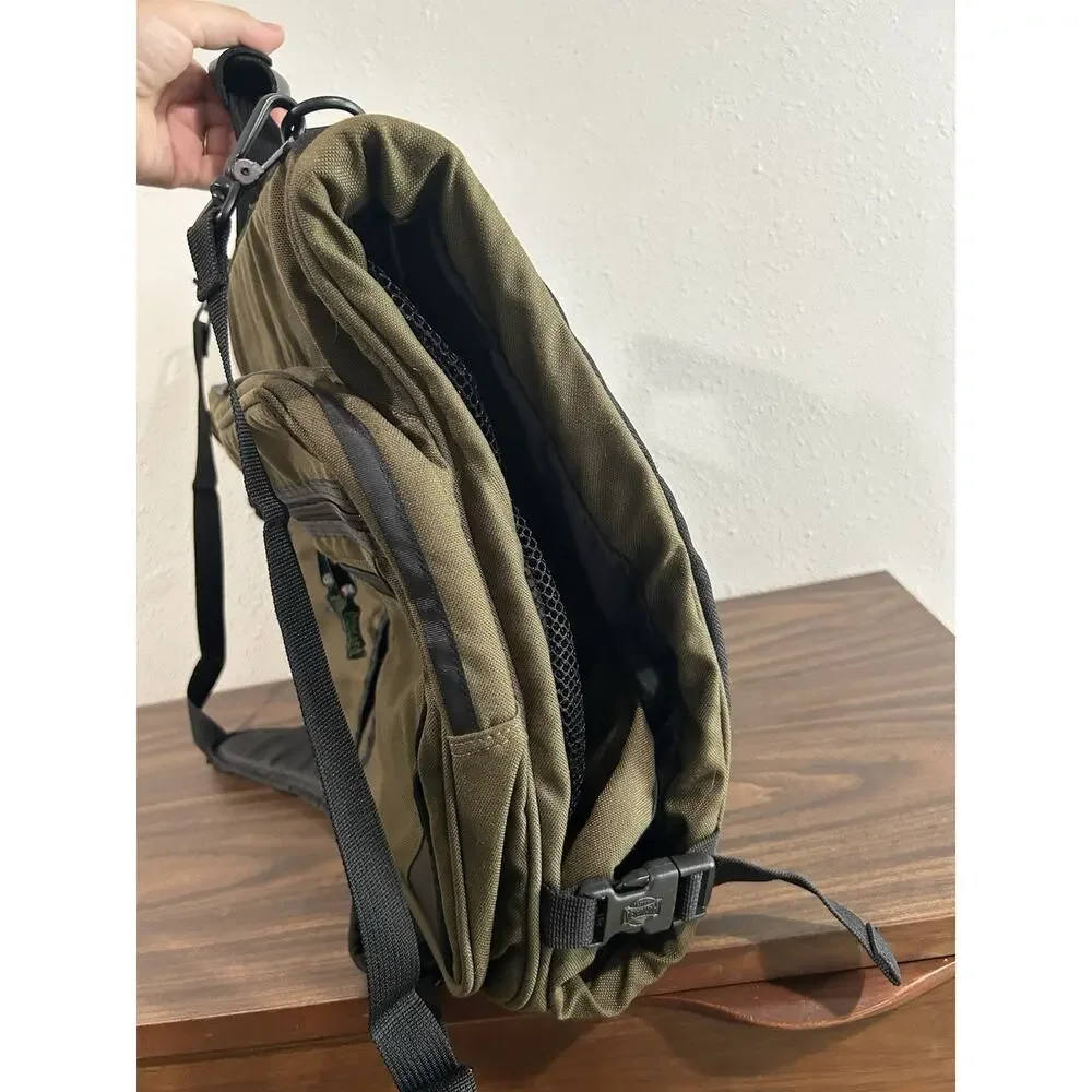 Kelty Pangaea Convertible Garment Bag Travel Luggage Tri Fold Green Zip Pockets